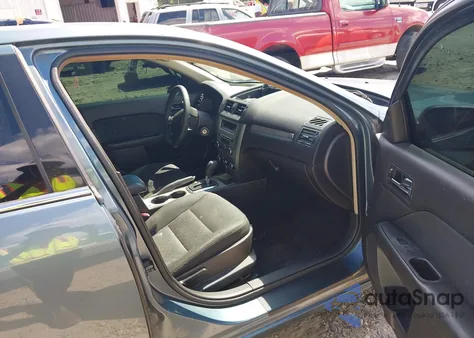 2011 Ford Fusion Se z USA, uszkodzony, nr VIN 3FAHP0HA4BR203008